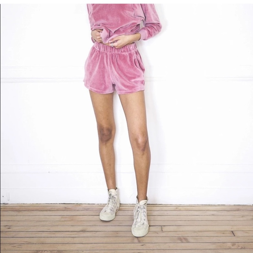 Suzie Kondi pink cosmos velour pockets track shorts M
